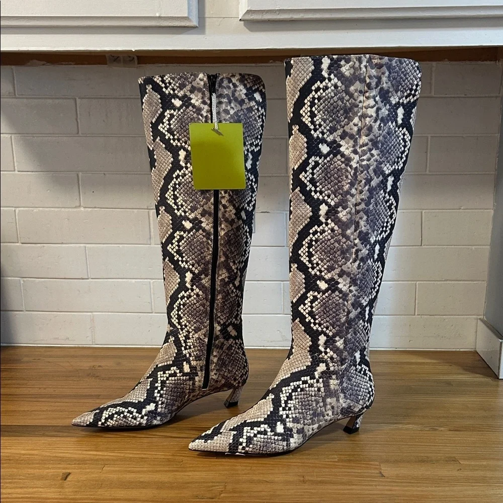 Gianni Bini Gianna Leather Snake Print Kitten Heel Knee High Boots Size 6M